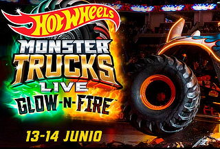 Monster Trucks Live Glow-N-Fire