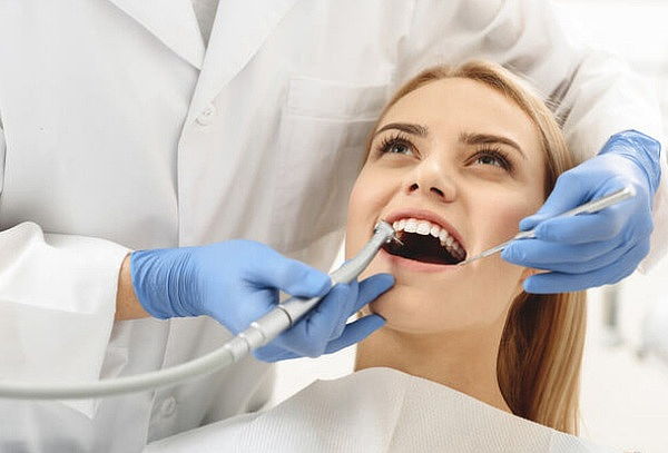 ¡Despídete de las Caries! 3 Curaciones + CONSULTA a  S/59.90