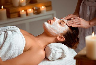 Limpieza Facial Premium: Arco LED + Masaje + Vapor y Más