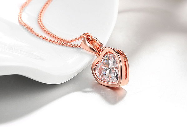 Collar de Corazón Bañado en Oro Rosa o Blanco
