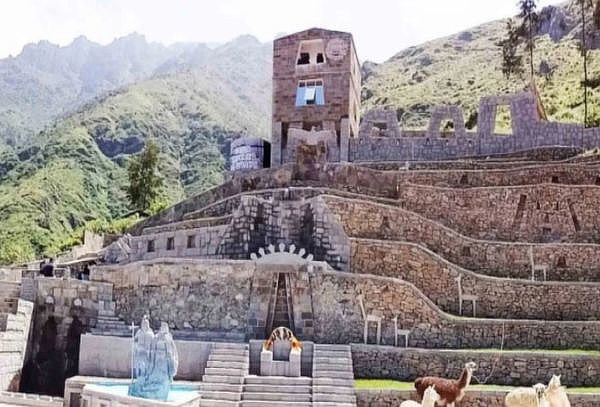 Full Day Machu Picchu Limeño y Obrajillo