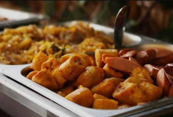 Buffet Almuerzo o Cena de Lunes a Viernes en Buffet Mágico