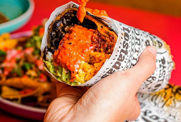 ¡BARRA LIBRE! + Bebidas Ilimitadas Válido en 4 Locales