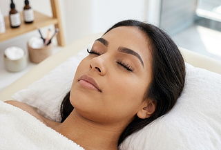 Lifting de Pestañas + Diseño de Cejas