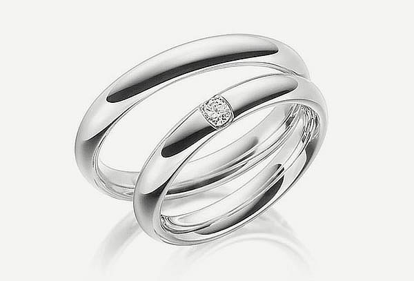 Par de Alianzas Matrimoniales en Plata o Enchapada en Oro