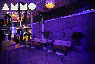 Almuerzo o Cena de 2 Tiempos para 2 Personas+Bebidas en AMMO