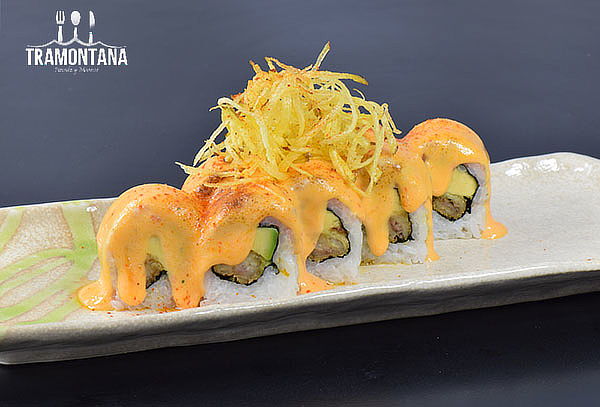 ¿Antojos? Barra Libre de Makis + Alitas + Bebidas y Mas