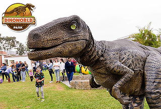¡Full Diversión! Full Day en Dinoworld + All You Can Eat