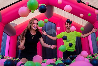 FLYING SQUIRREL: el parque inflable más grande del Mundo