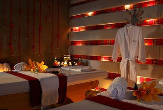 Masaje + Facial y más en Murukas Spa Hotel Los Delfines