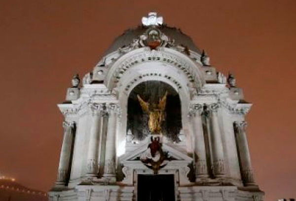 Tour Nocturno en ¡Cementerio Presbístero Matías Maestro!
