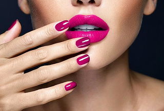 Uñas Acrílicas Esculpidas Con OPI Hasta # 2 + 1 Arte En Uña