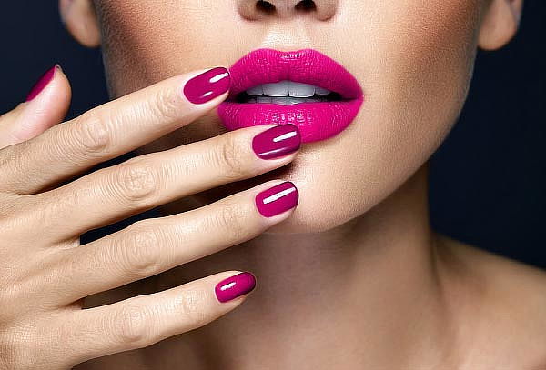 Uñas Acrílicas Esculpidas Con OPI Hasta # 2 + 1 Arte En Uña